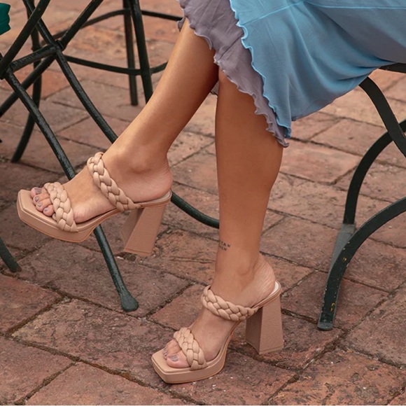 Dolce Vita Shoes - NWOB DOLCE VITA Ashby Heels